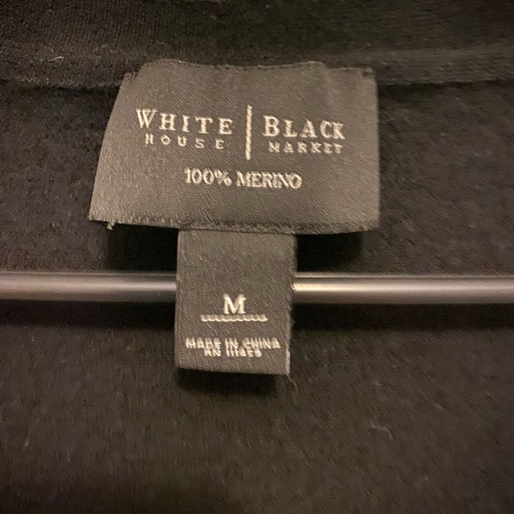 White House Black Market Black Sweater M - snap up fitted look - Picture 9 of 9